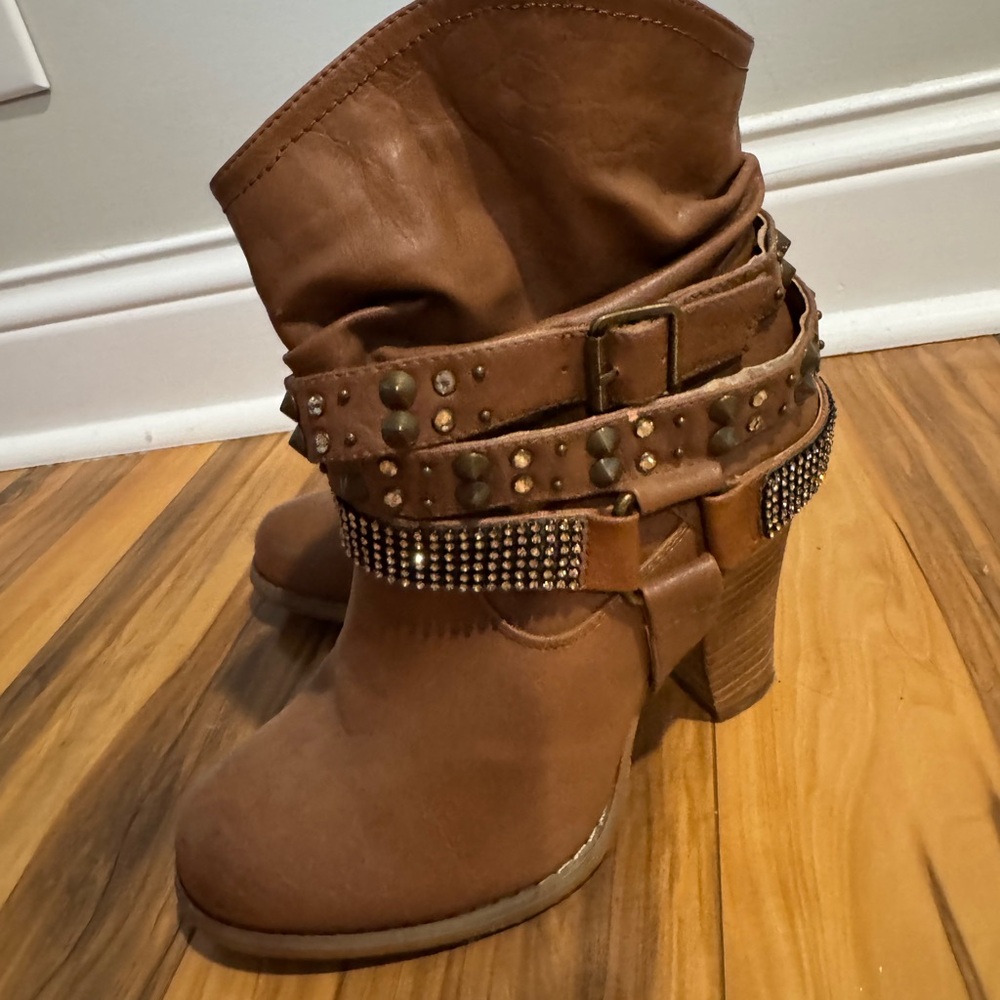Brown Booties - Picture 4 of 6